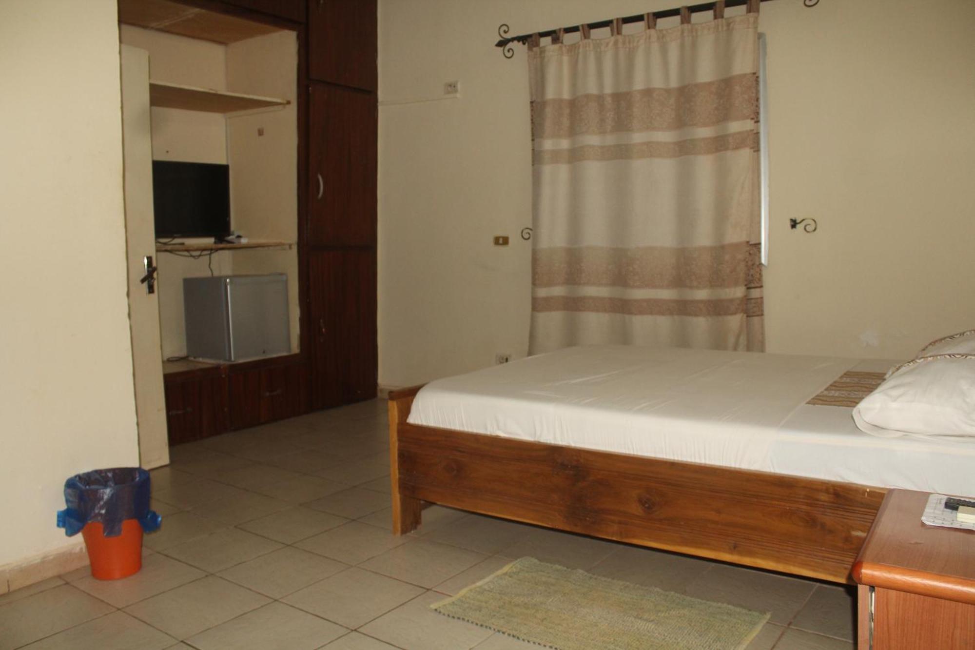 Residence Diane Ouagadougou Esterno foto