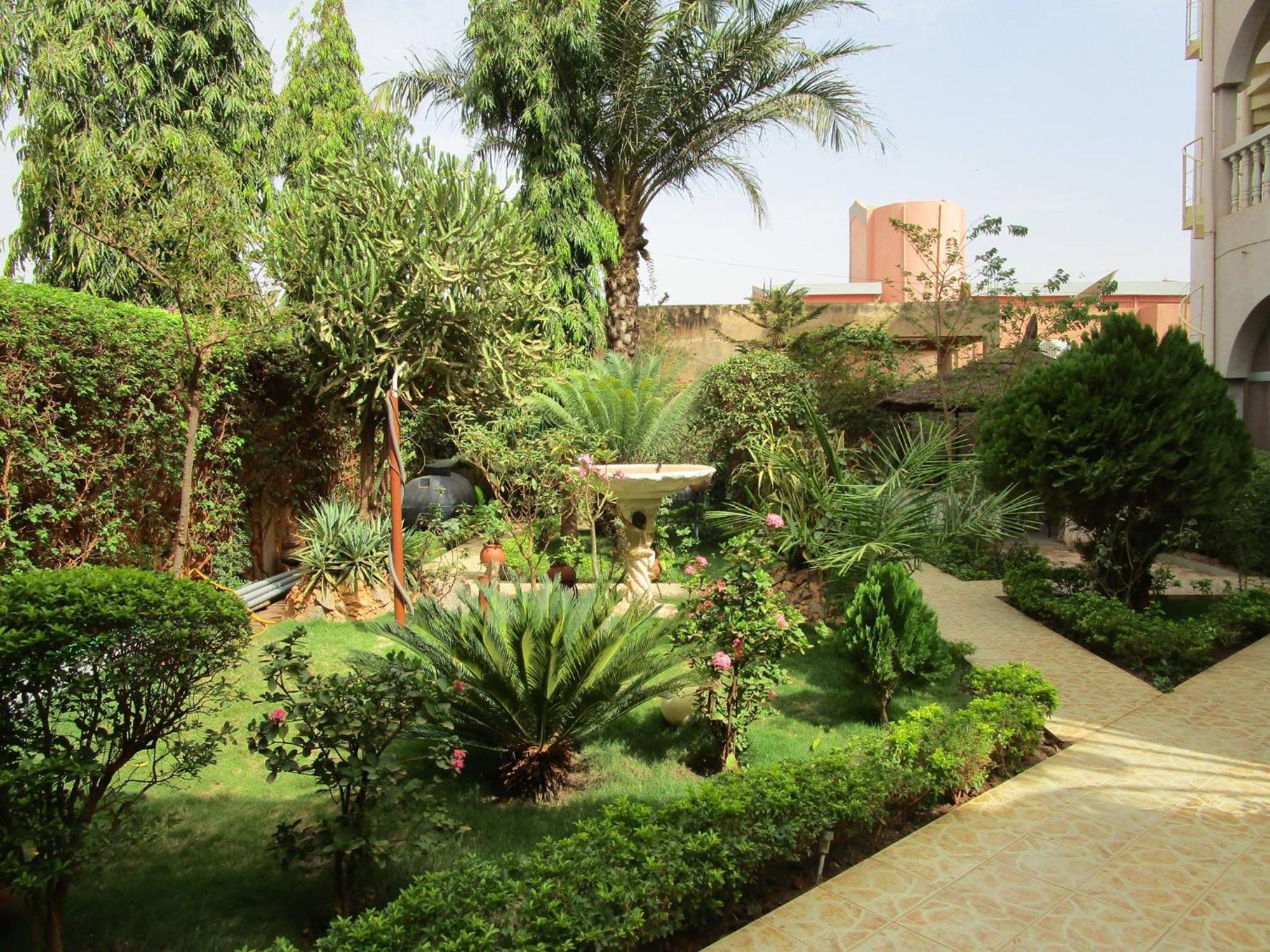 Residence Diane Ouagadougou Esterno foto